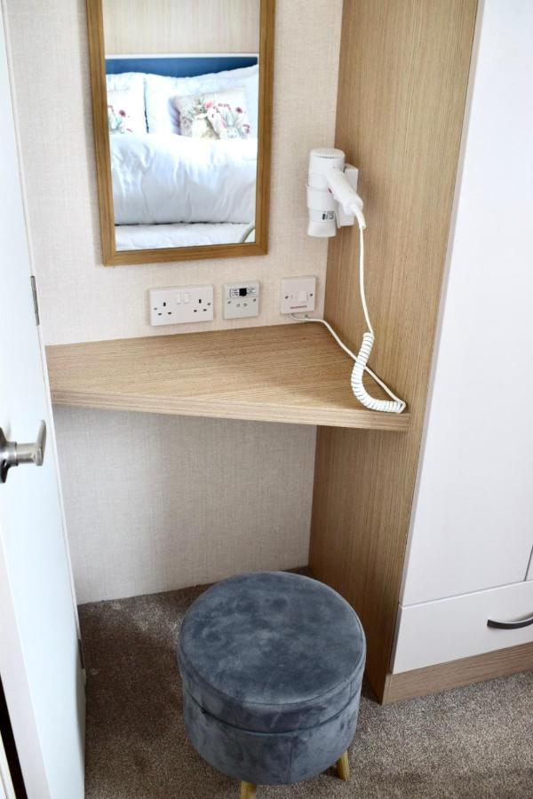 New Sea View Platinum Caravan With Huge Decking Newcastle upon Tyne Zewnętrze zdjęcie