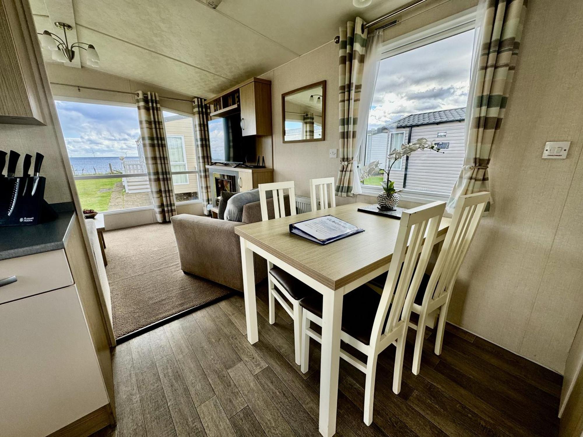 New Sea View Platinum Caravan With Huge Decking Newcastle upon Tyne Zewnętrze zdjęcie